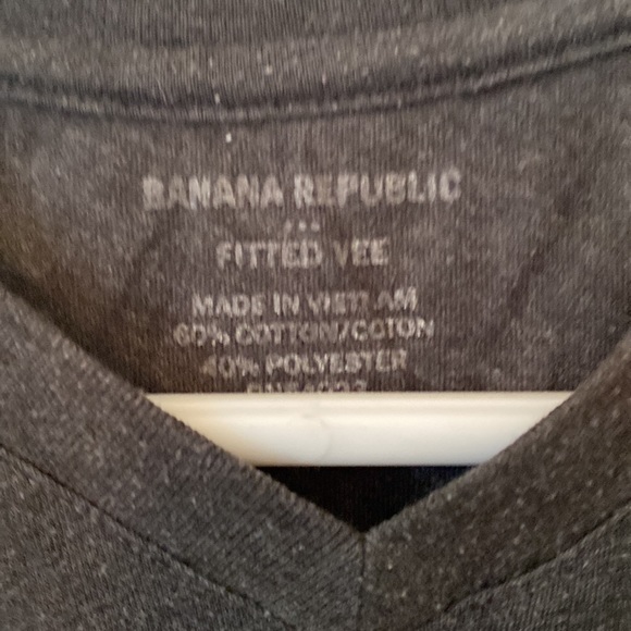 Banana Republic Tee - Picture 2 of 2